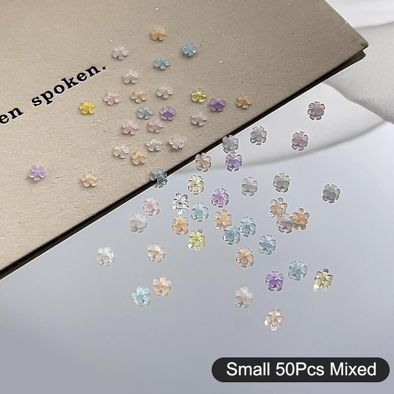 

50 шт. Шармы для нейл-арта в виде пятилепестковых цветов, блестящие 3D украшения для ногтей, цвет макарон, аксессуары для маникюра, материал смола, сделай сам Small