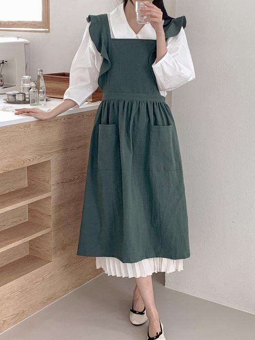 BELLELIFE Anna Ruffle Apron 2 Colors 01. Green