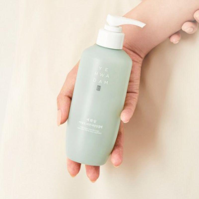 The Face Shop Yehwadam Mild Feminine Cleanser 200ml