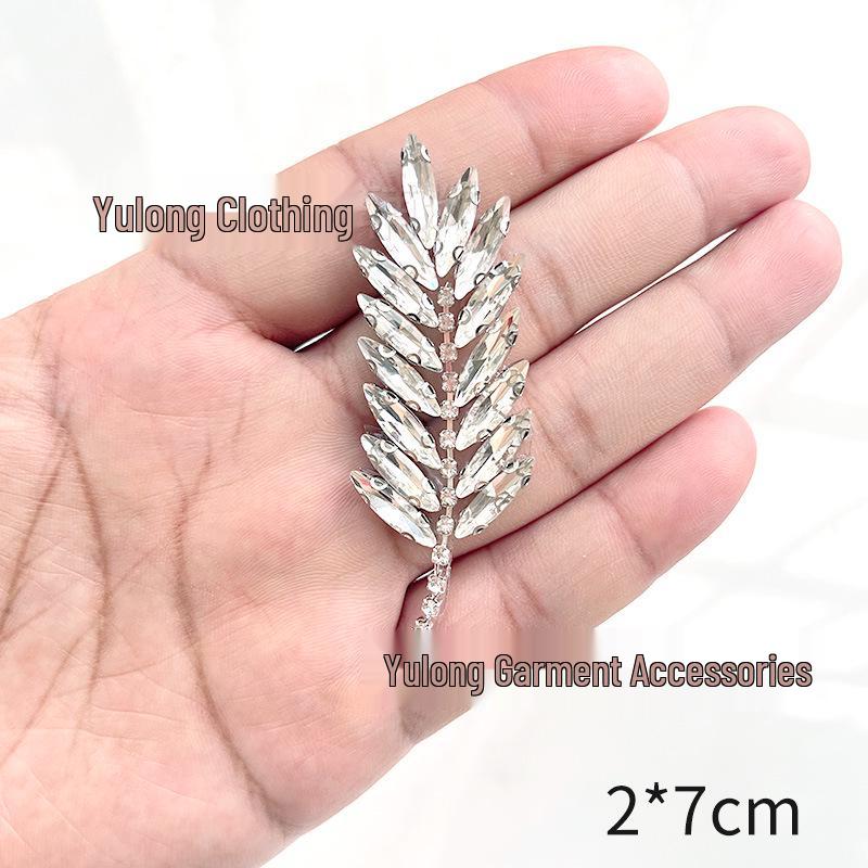 Luxury White Rhinestone Hotfix Stickers: Super Shiny DIY Dress Accessories with Hot Melt Adhesive