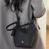 Niche design new solid color tote armpit bag large capacity commuter shoulder messenger bag