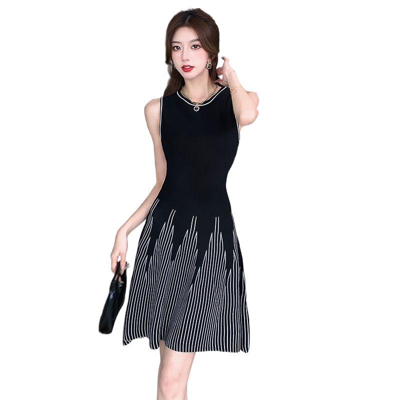 Women's French-Style Sleeveless Knit Dress - Petite Waist-Cinched, Slimming A-Line Vest, Summer New Arrival