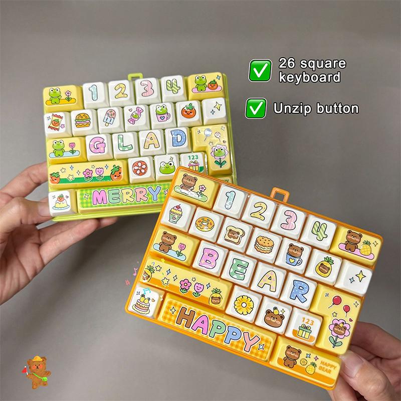 1Pcs 2026 Cute 26-Key Stress-Relief Keyboard Creative Mechanical Healing Hanging Decoration Small Gift Accessory