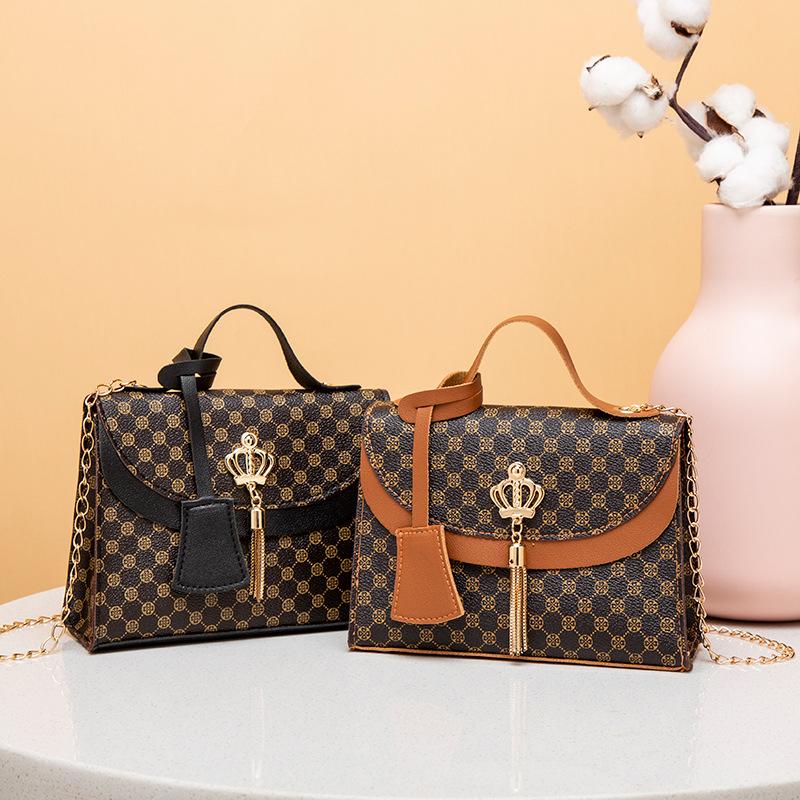 Chain Kelly Bag Fashion Korean Edition Small Square Bag