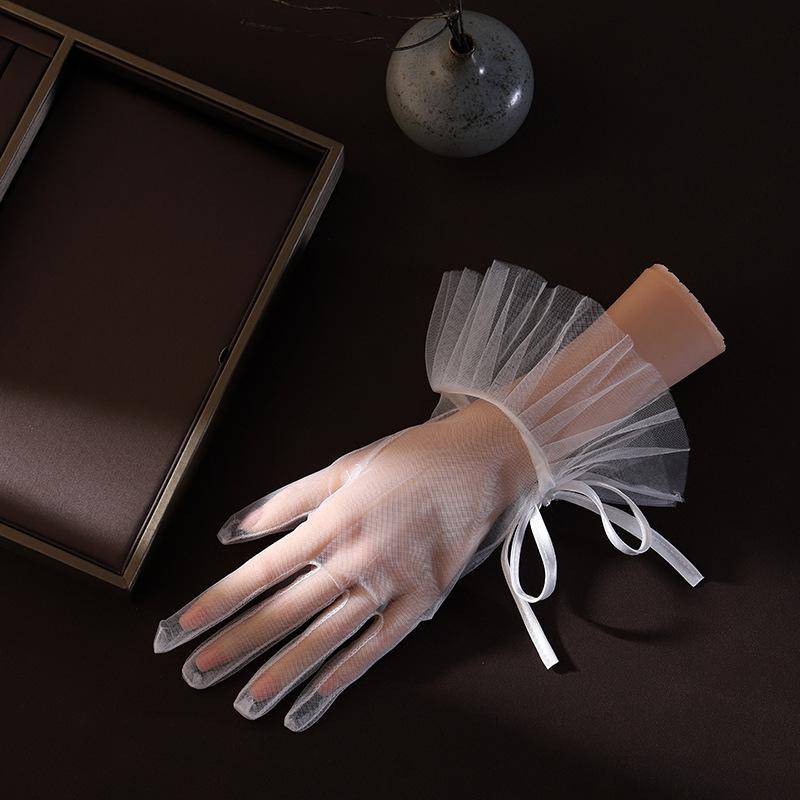 

Белые Элегантные Сетчатые Короткие Свадебные Перчатки Невесты Тюлевые Рюши Прозрачные Перчатки Оперные Вечерние Перчатки для Платья Фотостудия