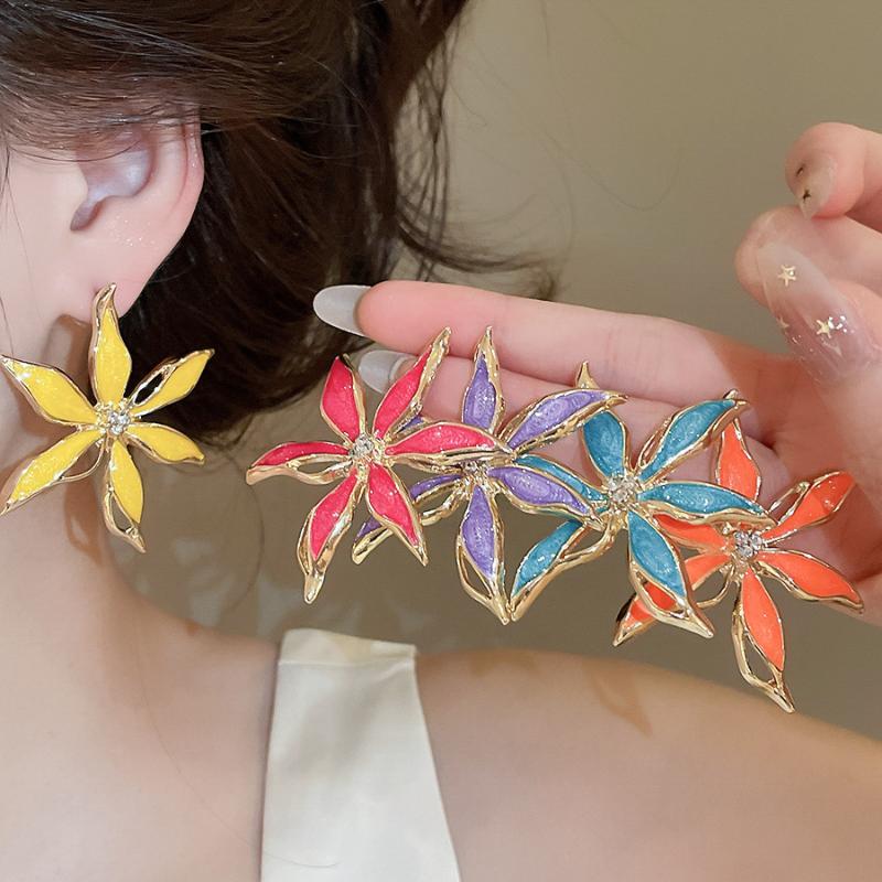 Vintage Metal Colorful Oil Dripping Flower Big Earrings For Women Sweet Simple Fashion Bohemia Trendy Jewelry Accessories Gifts