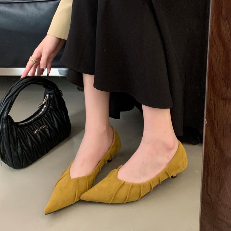 Fashion SUOJIALUN Autumn New Brand Women Pumps Shoes Fashion Pleated Pointed Toe Shallow Slip On Boat Shoes Thin Low Heel Single Shoes