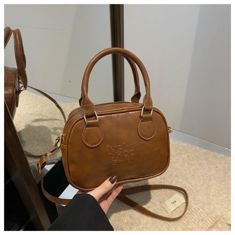 Textured Oil Wax Leather Retro New Lock Autumn and Winter Large Capacity Fashion Portable Messenger Small Square Bag Women