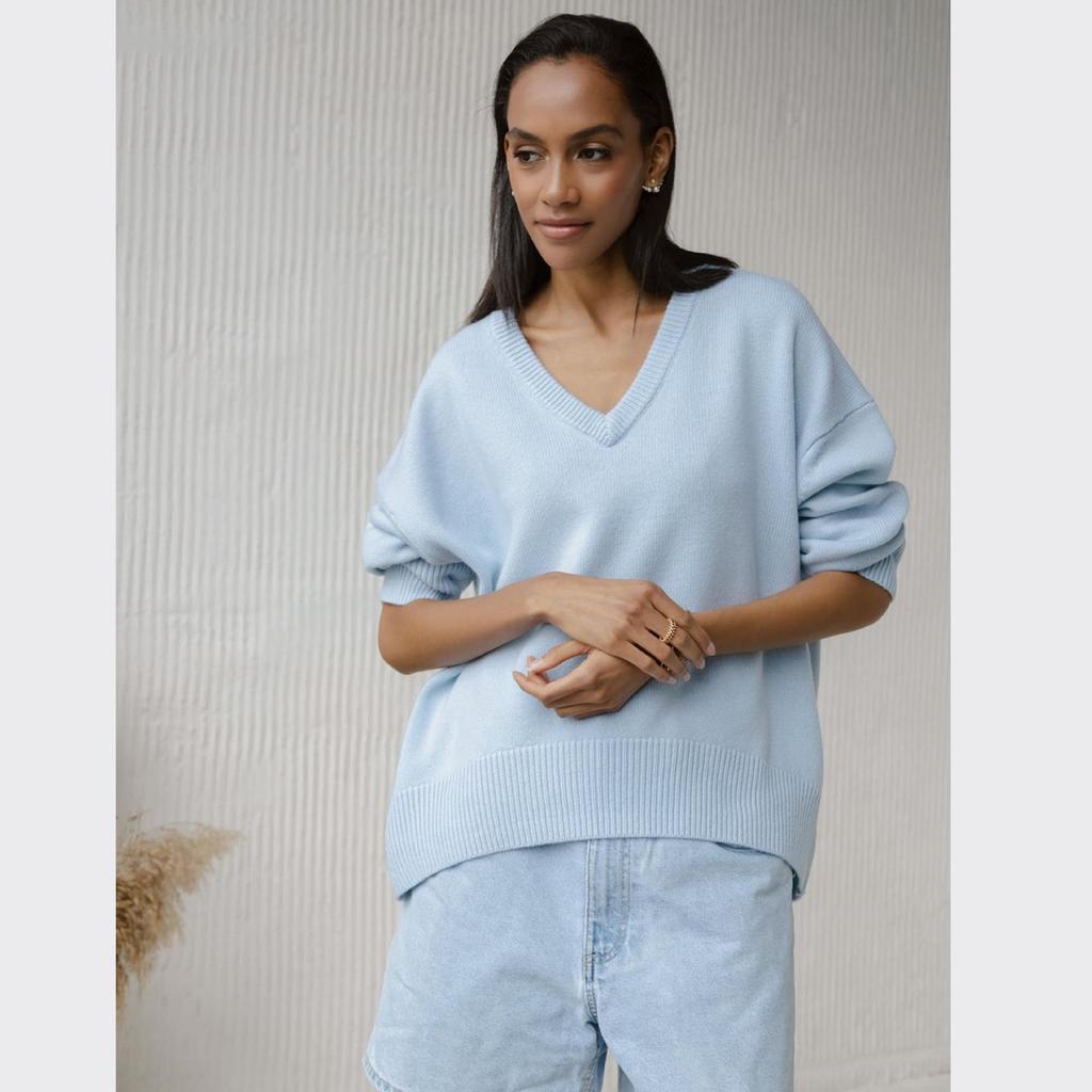 Qooth Women's Sweater Oversize V-Neck Soft Rayon Blend Autumn Winter Pullover Casual Lounge Wear QT2748