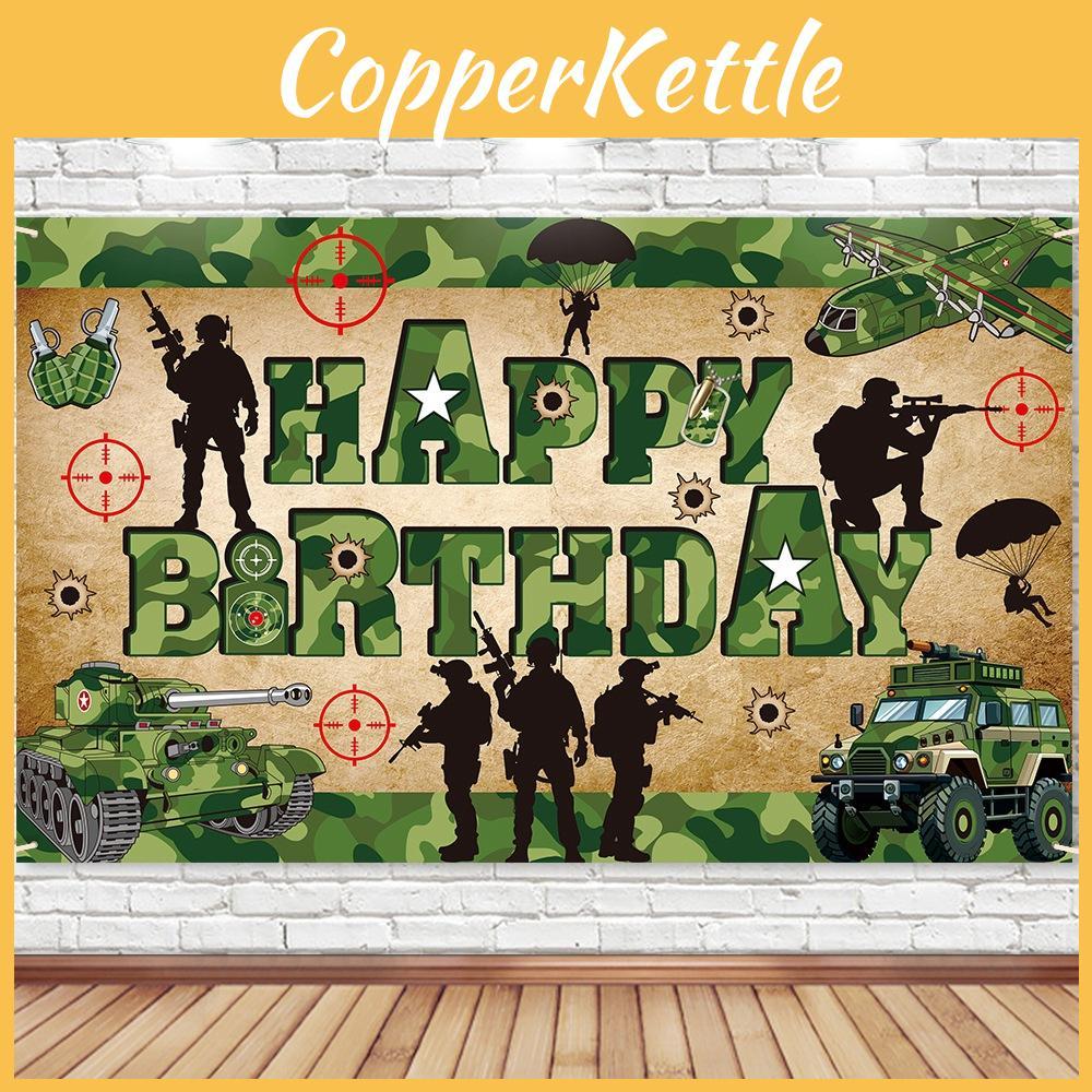 Modernes Banner als Hintergrund für Geburtstagsfeiern und Dekorationen im Militärstil