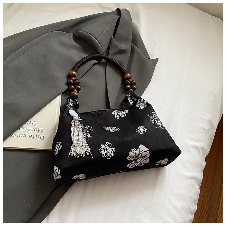 

Новая сумка в китайском стиле, национальный стиль, женская, 2025, новая, нишевая, вышитая, на плечо, большой вместимости, модная, портативная, сумка-тоут белый