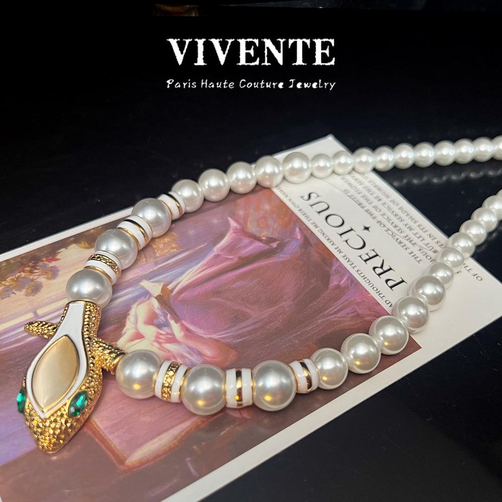 18K Vintage French Pearl Snake Head Necklace - Exquisite Versatile Clavicle Chain