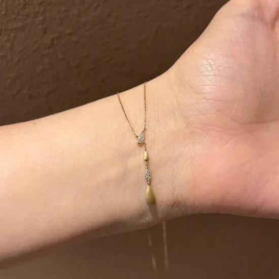 Xiaohongshu Hot Item: Minimalist Luxury Brushed Teardrop Necklace, Elegant Y-Chain Clavicle Design