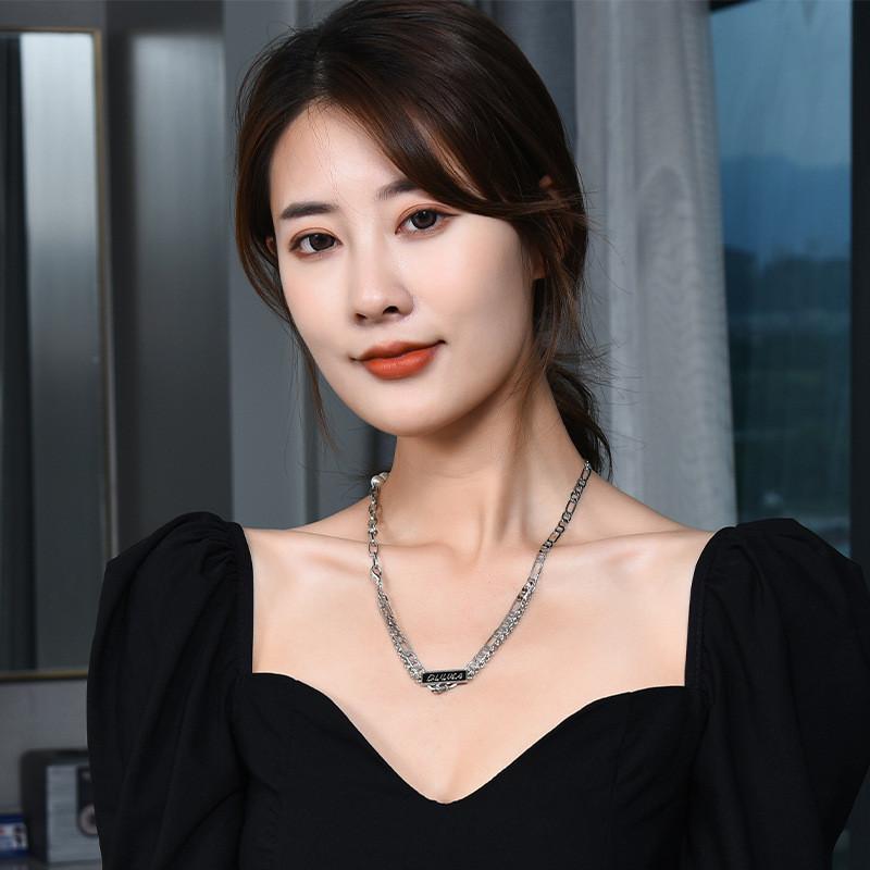 Trendy Pearl Adorned Necklace In Durable Titanium Steel Perfect For Men And Women