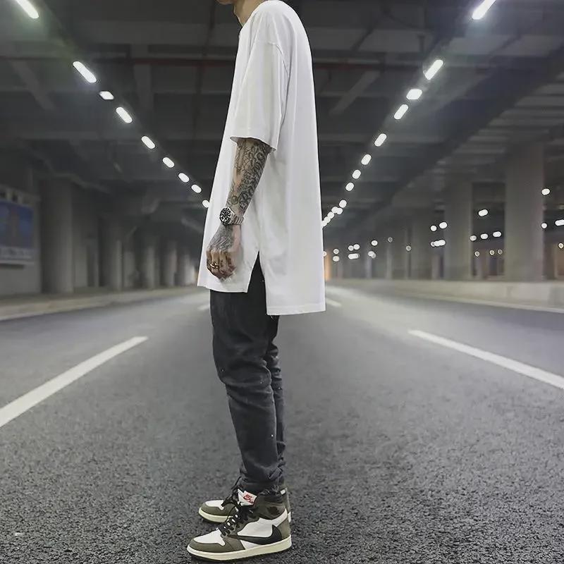 Übergroßes High-Street-Style Asymmetrisches Saum-Hip-Hop-Einfarbiges Sommer-Halbarm-Herren-T-Shirt