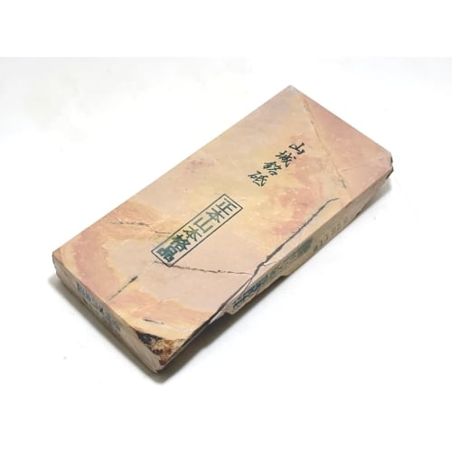 

Natural whetstone, Shohonzan Yamashiro brand, produced in Umegahata, Ukyo Ward, Kyoto City, Higashiokudono Tomae Red, yellow plate transition hardness