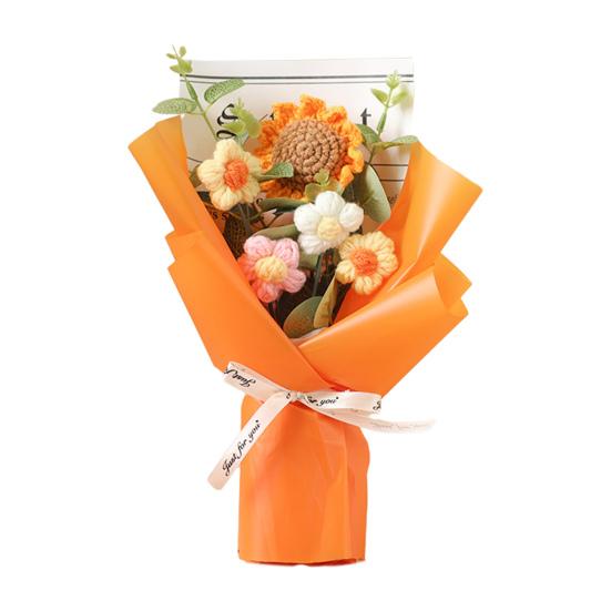 Háčkovaná Kytice Květin s LED Světlem DIY Ručně Pletený Slunečnicový Ozdoba Příze Květinová Dekorace Dárek ke Dni Matek Narozeninám