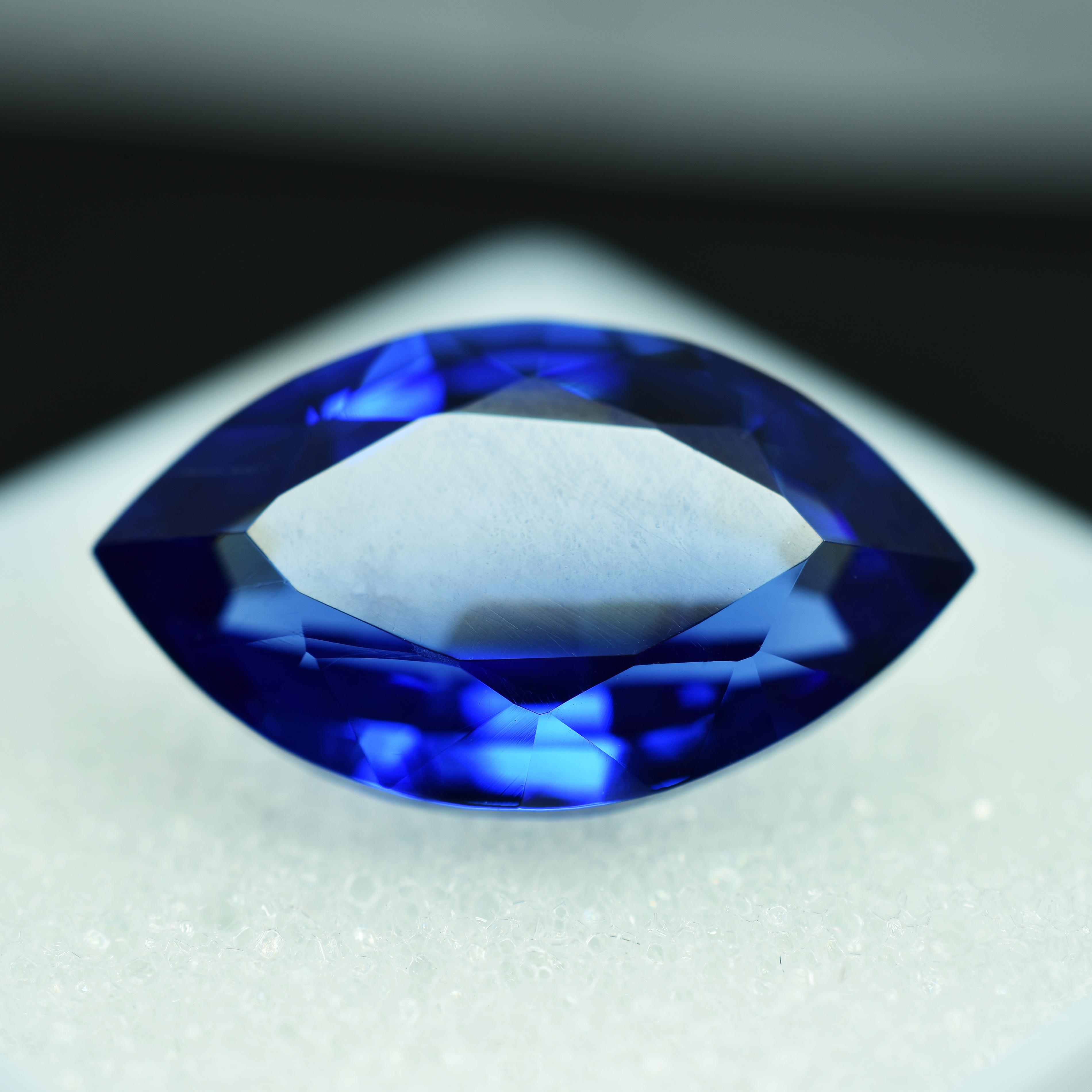 

10 Ct Natural Blue Sapphire Certified Gemstone Loose Marquise Shape 16.1 mm синій