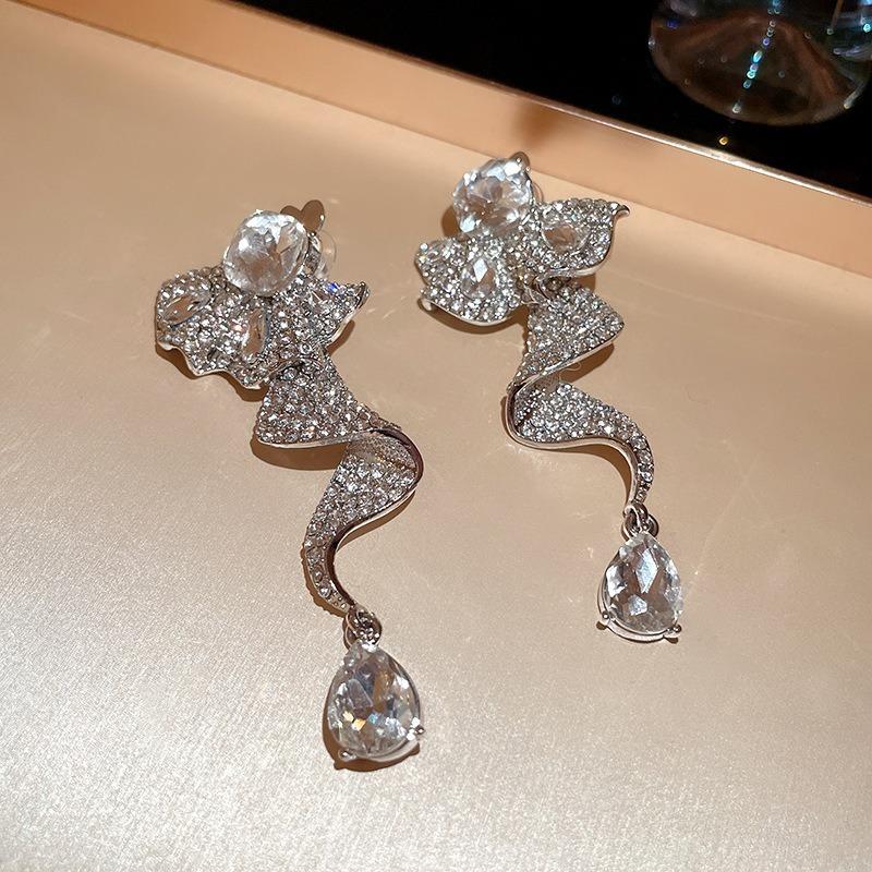 Silver Needle Diamond Flower Water Drop Tassel Earrings Exaggerated Earrings Light Luxury Premium Earrings Women