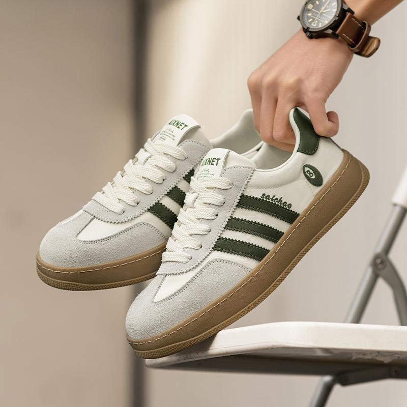 Three bars German training shoes men's genuine leather 2025 new casual shoes men's trendy shoes versatile board shoes retro men's shoes