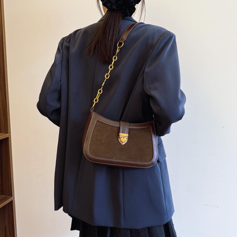 

Новая наплечная сумка модная универсальная повседневная ретро легкая роскошь французская высококлассная женская сумка замок-сердечко популярный взрыв 24*7*16 коричневый