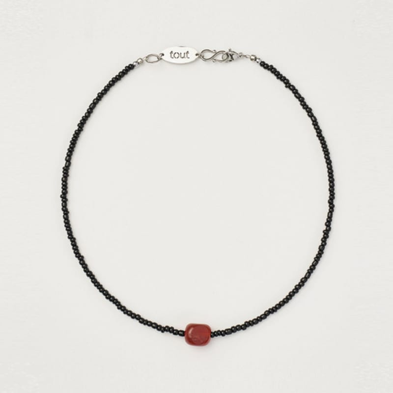 tout radiant stone necklace