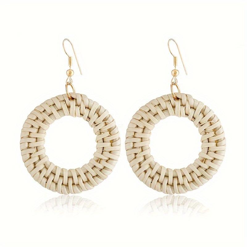 

Модные деревянные серьги в стиле бохо, плетеные из бамбука и ротанга, круглые, с индивидуальностью, элегантным темпераментом, серьги в стиле для повседневных путешествий