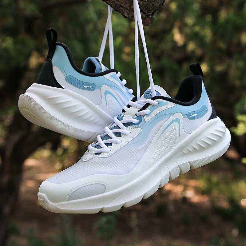 New LiNing Lightweight Rebound Low Top Casual Running Shoes Men's White Blue ARSU105-2