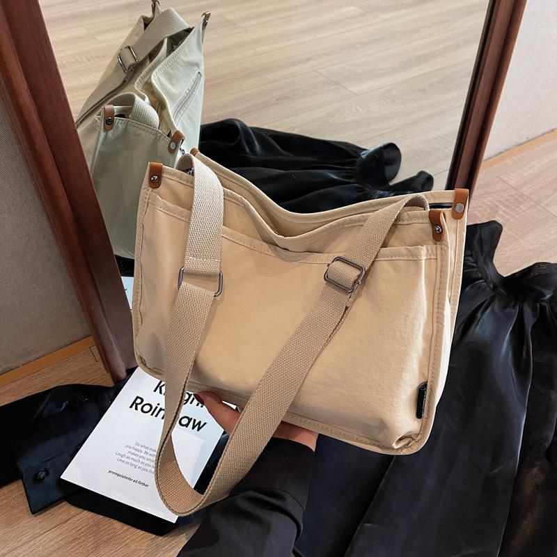 Bag Women's Large-capacity Spring and Summer New Simple and Versatile Shoulder Messenger Bag Casual Class Tote Bag