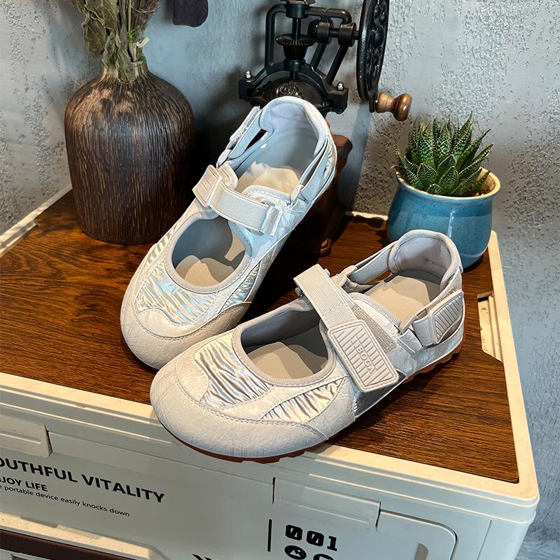 Popular Velcro Mary Jane shoes summer new retro flat bottom shallow mouth single shoes versatile ballet shoes 35