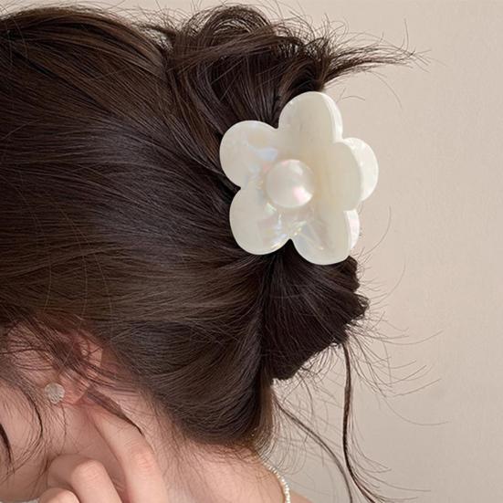 Hair Claw Flower Shape Back Head Shower Clip Lightweight Medium Size Shark Hair Claw Versatile Hair Accessory