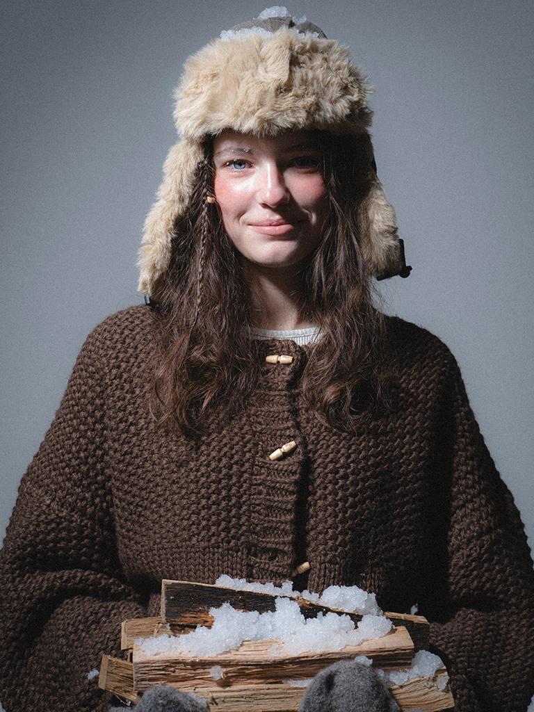 Themitten Woolly Duffle Cardigan (Brown)