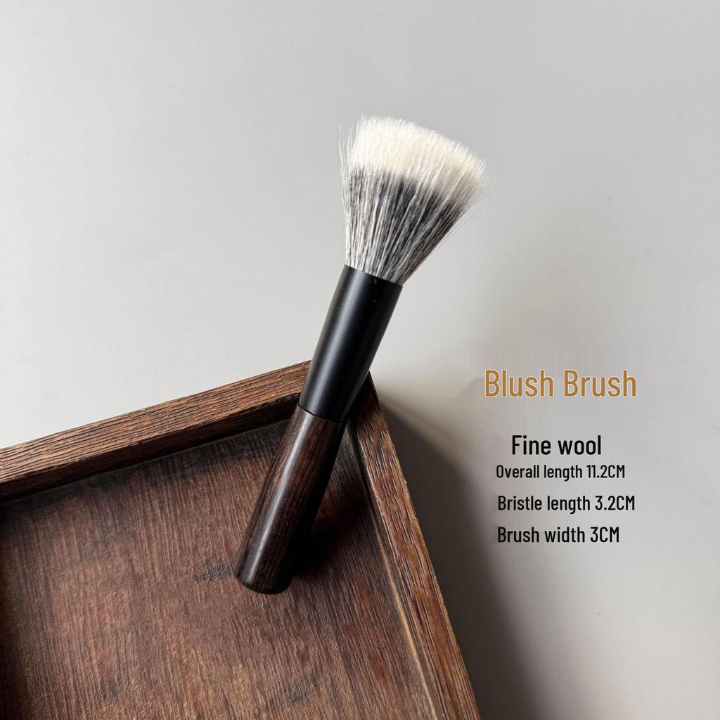 Set Mini Portabil Pensule Machiaj Ebonit: Pensule pentru pudră de lână, contur, stippling și fard de ochi