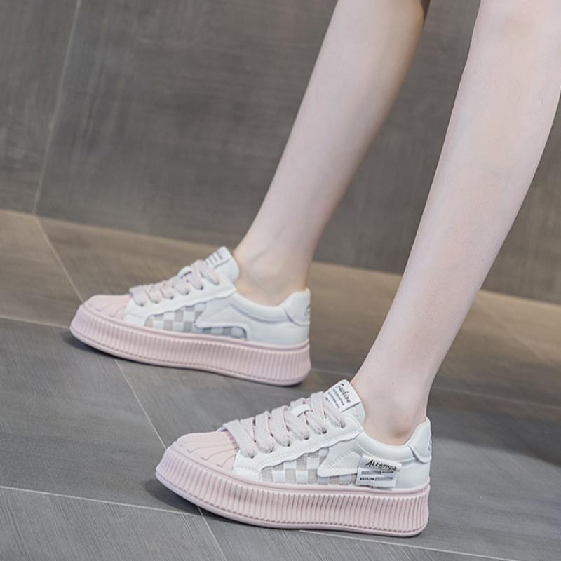 Chaussures blanches à bout coquille pour femmes printemps et été respirantes et confortables chaussures décontractées baskets à lacets à semelles épaisses rehaussantes