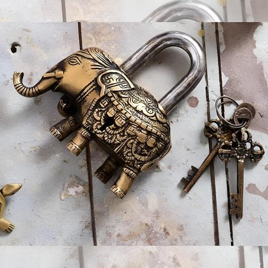 Elephant Lock with Keys Showpiece Figurine/Door Lock/Animal Design Padlock with 2 Keys/Gifts