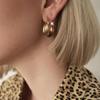 Nischen Design Einfach Messingbeschichtet 18K Gold Wickelkreis Kaltes Temperament Vielseitig Creolen Ohrstecker