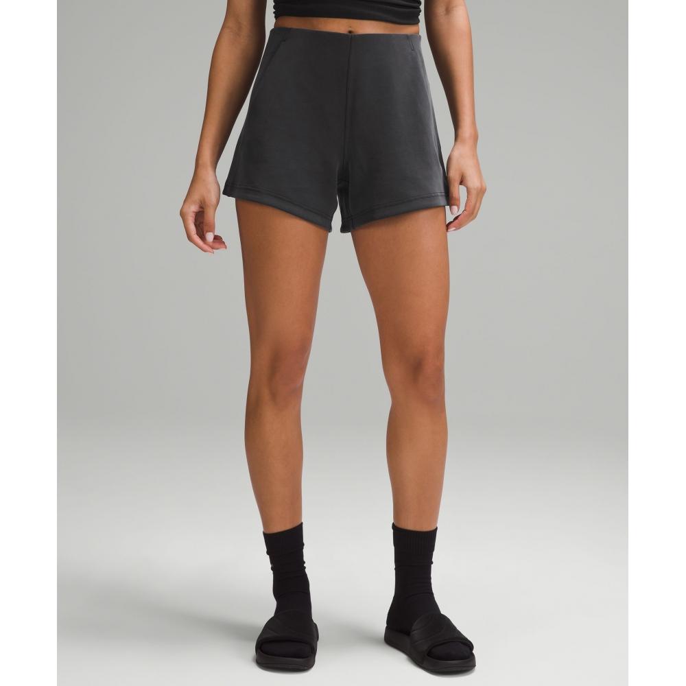 

Lululemon Softstreme Kick Flare Mid Rise Short 4 Черный 8