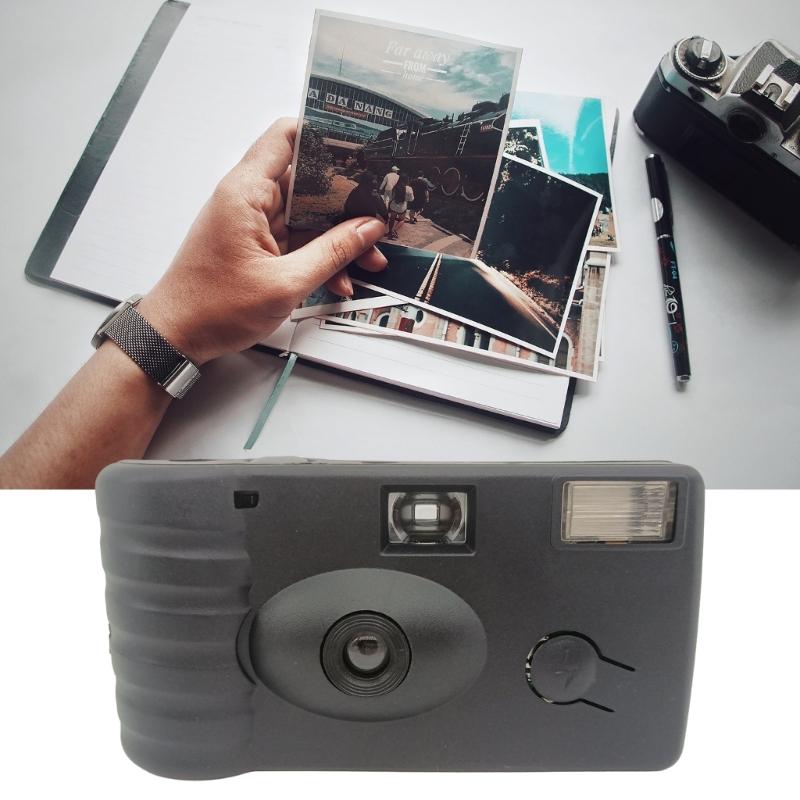 Disposable Camera with 17 Sheets of Film Flash Power Single Use Once Take Pictures Tool Capture Memorable Moment