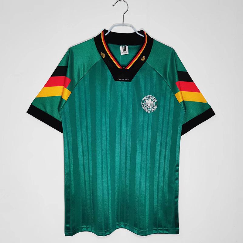 Alle Ligen AC Chelsea Fußballtrikot Argentinien Inter Mailand Brasilien Deutschland England Trikot Lieferung Retro-Trend