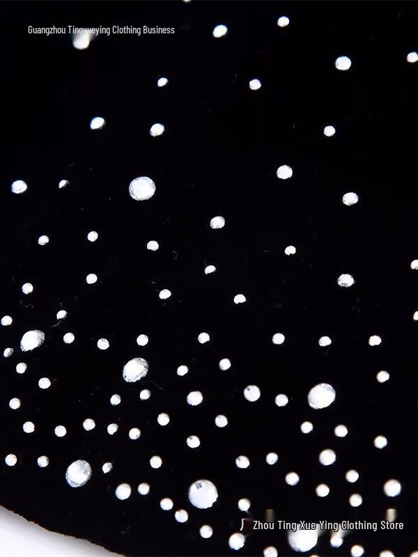 European & American Style Elegant Velvet High-Waisted Mini Skirt for Women - Autumn/Winter 2026 Collection