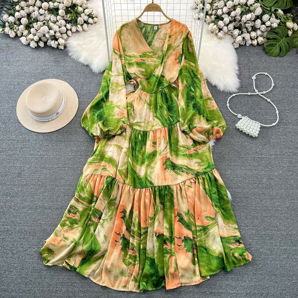 High-end Celebrity Temperament Lantern Long-sleeved V-neck Waist Thin A-word Printed Dress Elegant Pendulum Long Skirt