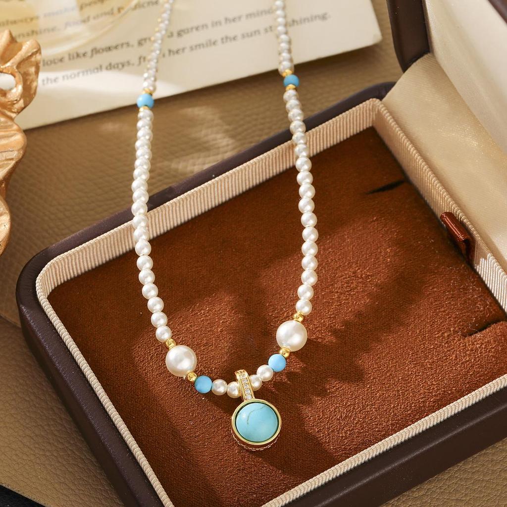 Türkis Perlenkette für Damen - Französische Eleganz High-End Schlüsselbein Kette, Personalisierbares Vielseitiges Schmuck Design