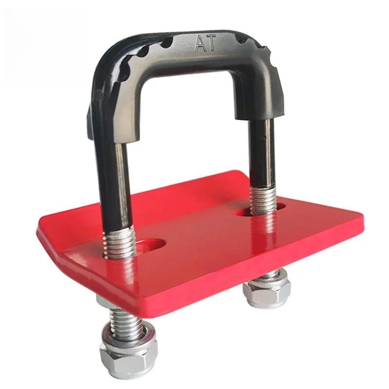

Heavy Duty Hitch Clamp for 2.5 Inch Trailer Hitches, Rubber Isolator and Anti-Rust Double Coating Protective, Black червоний