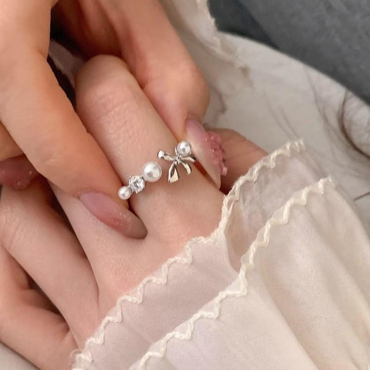 Korean 925 Sterling Silver Geometric Ring: Non-Fading, Versatile, Adjustable, Bright Finish for Women.