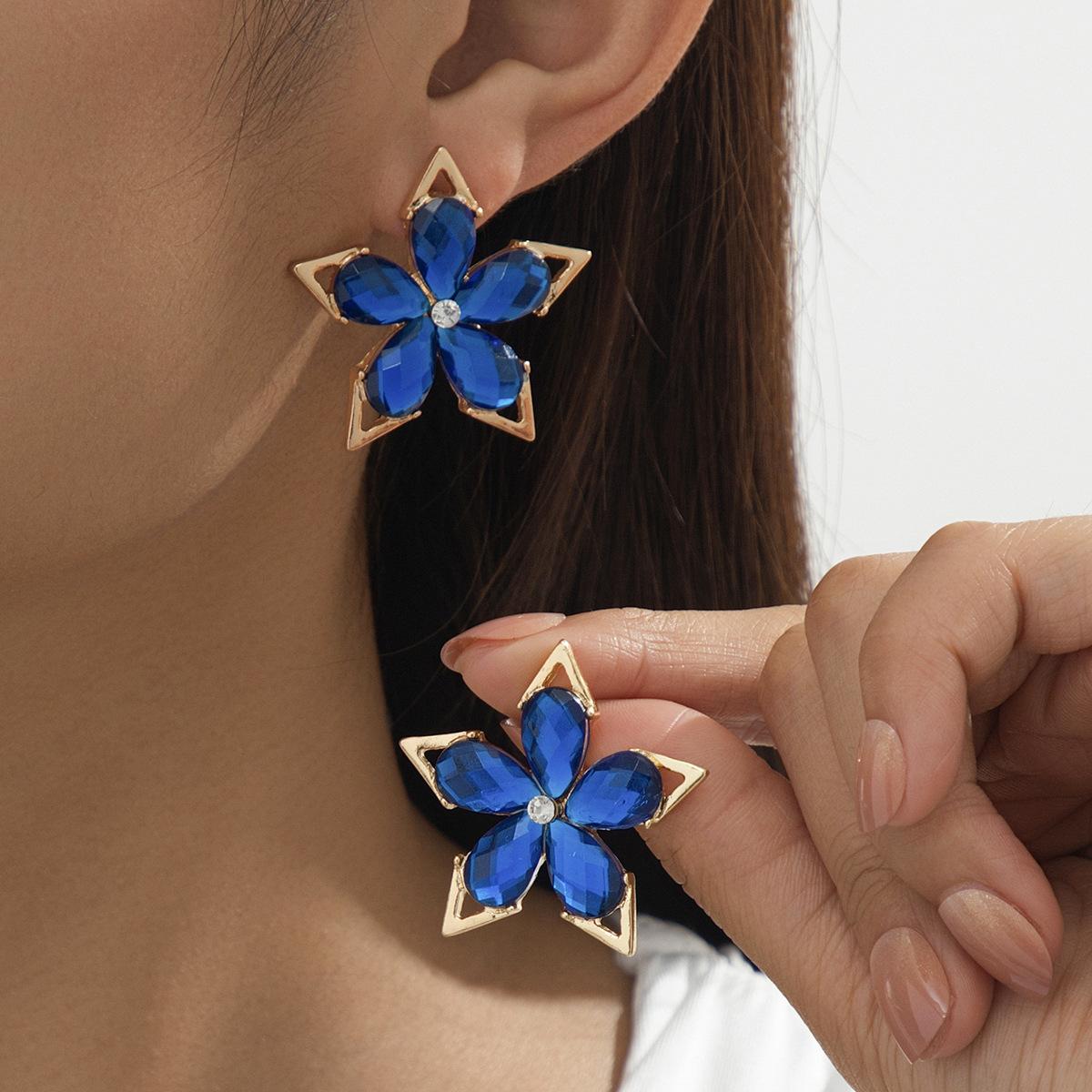 

Модные серьги-подвески для женщин синий