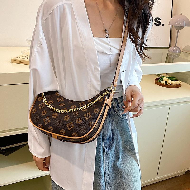 Light luxury women's bag high-end chain underarm bag women's retro printed crescent bag niche versatile oblique span bag