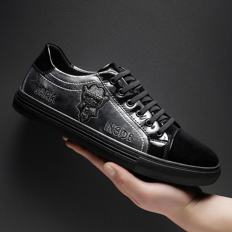 Fashion Men Genuine Leather Casual Shoes Street Cool Embroidery Flat Skate Shoes Young Man Street Cool Loafers