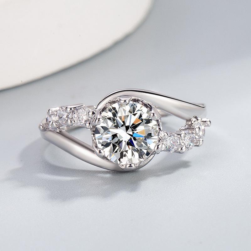 Luxurious Brilliant Faux Moissanite Diamond Ring: High-End Open Design for Women