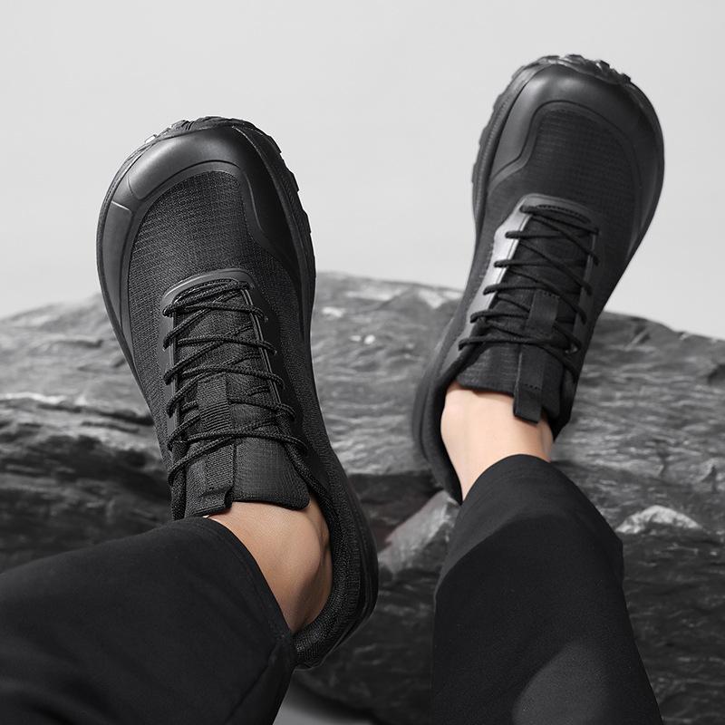 Plus Size Wide Foot Men's Outdoor Hiking Shoes - Spring Commuting Retro Style, Versatile Mesh & Breathable Sports Shoes