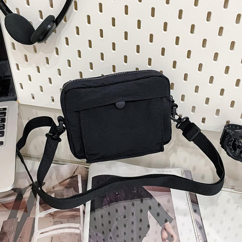 Canvas Bag Women's Summer New Niche Outdoor Sports Wind Messenger Bag High-end Small Square Bag